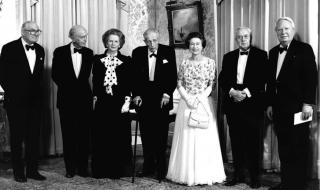 英国女王与首相有何区别 英国首相和女王的区别