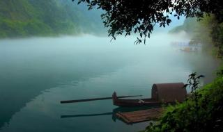 关于中国湖水景色的古代诗词有哪些